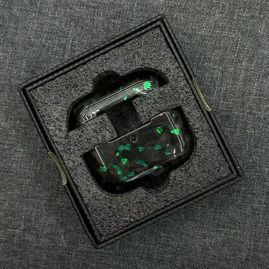 REMA AirPods carbon case